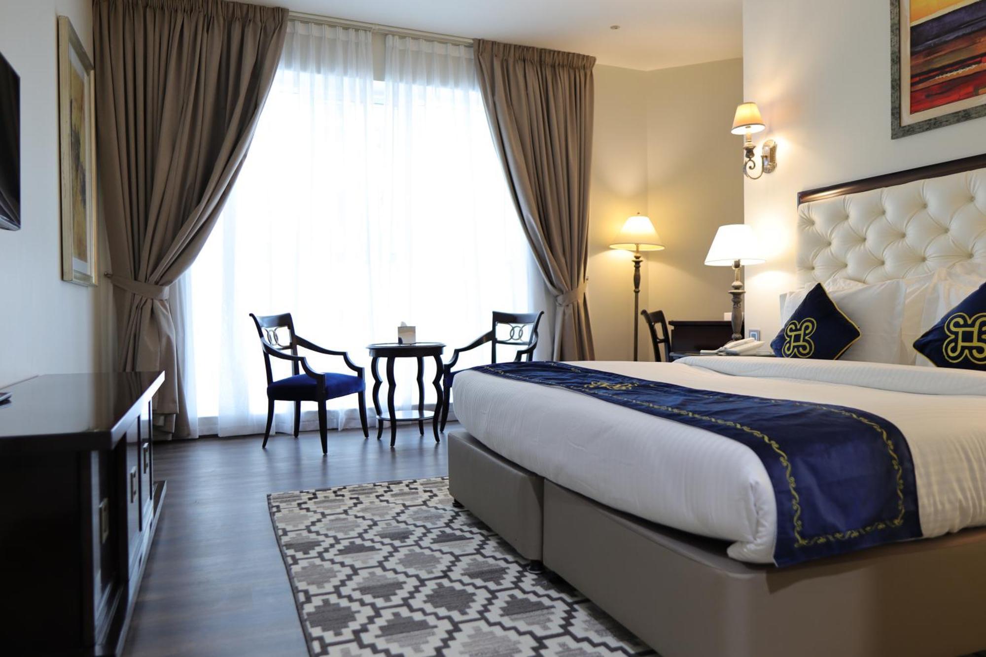 Seven Seas Hotel Дубай Екстериор снимка