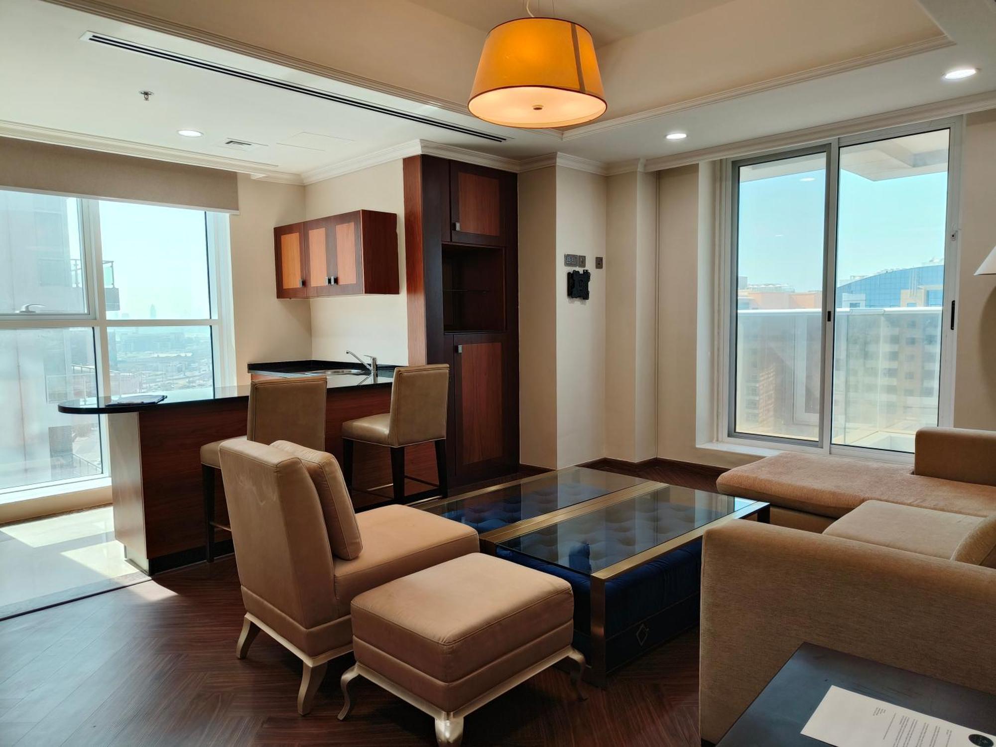 Seven Seas Hotel Дубай Екстериор снимка