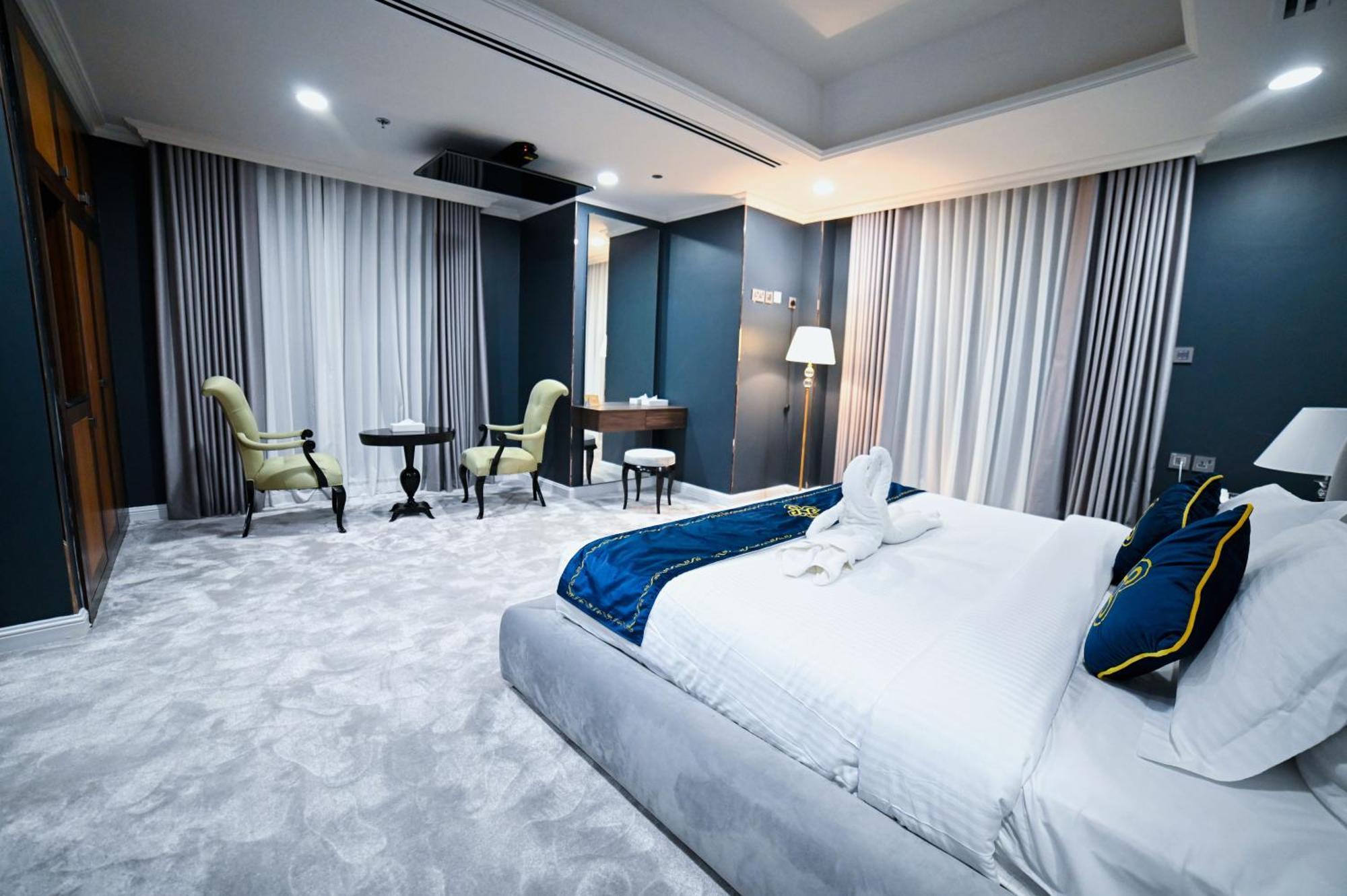 Seven Seas Hotel Дубай Екстериор снимка
